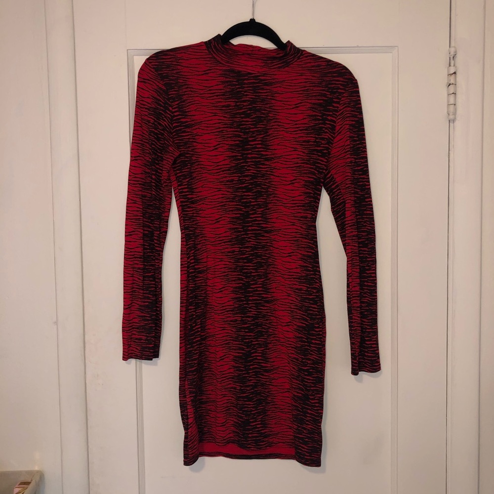 Long sleeve tight dress